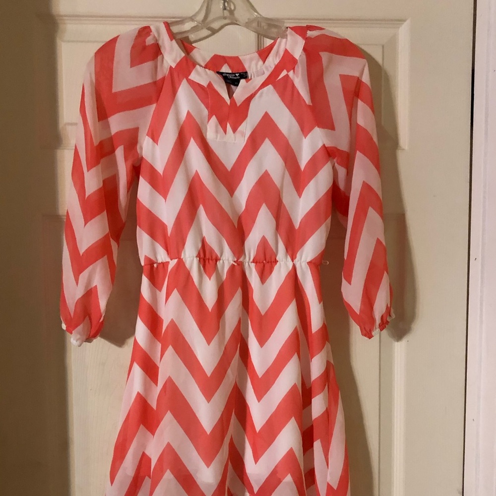 Chevon design dress
